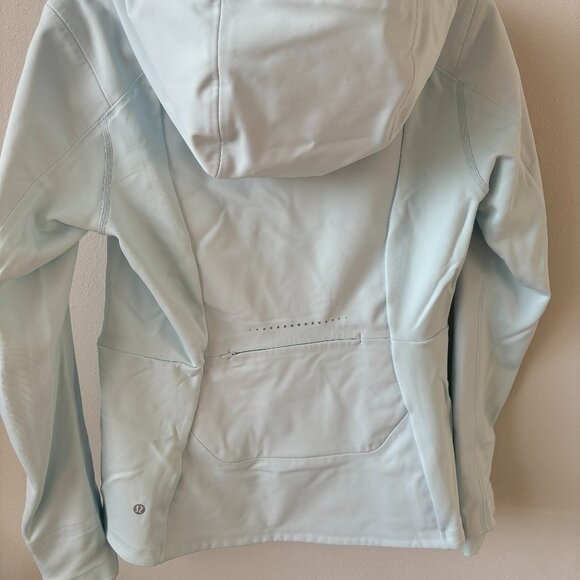 Lululemon Cross Chill Performance Jacket - Picture 3 of 4